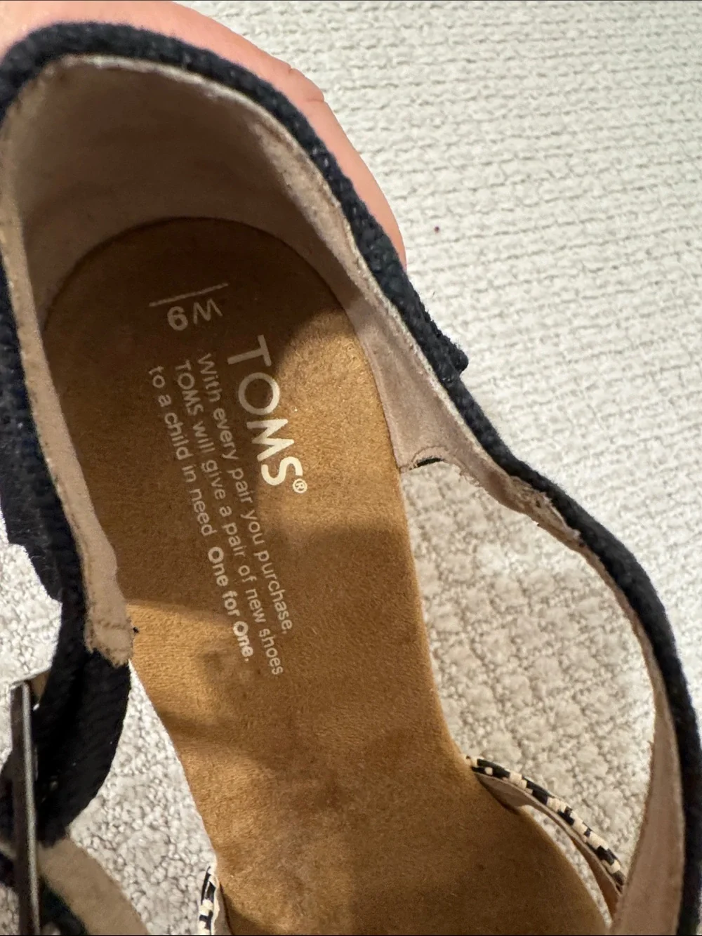 TOMS Black Ankle-Strap Wedges with Ikat Print - size 9